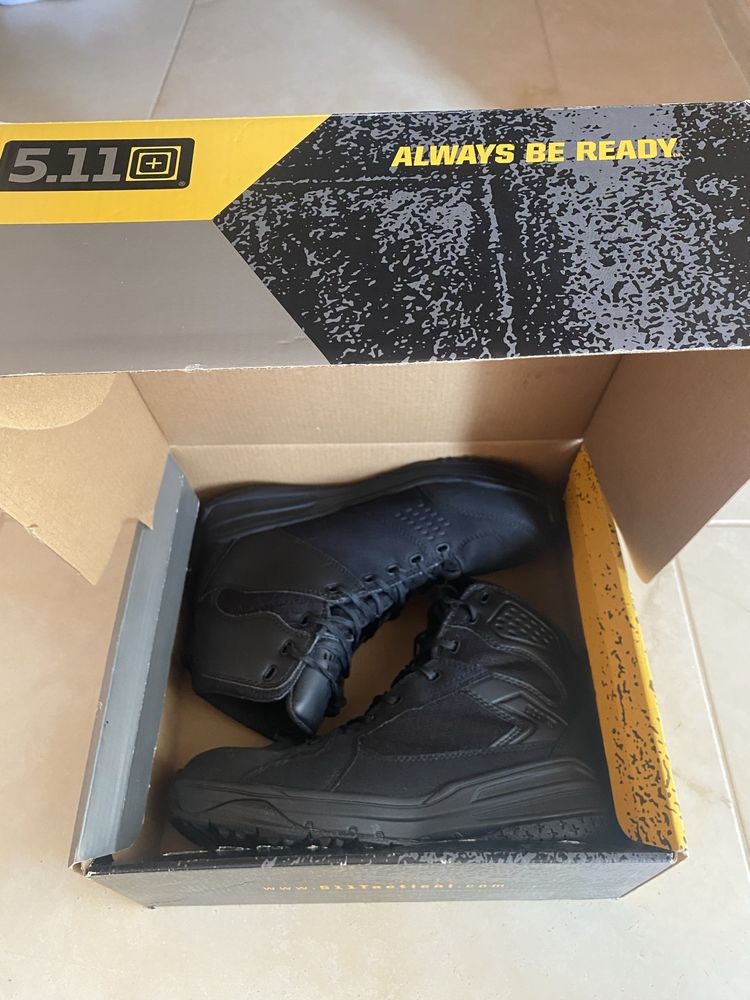 Тактически обувки 5.11 Halcyon Tactical boots