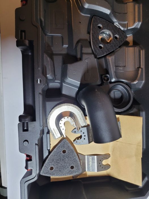 Мултифункционално устройство(реноватор)Parkside PAMFW  20-LI C3