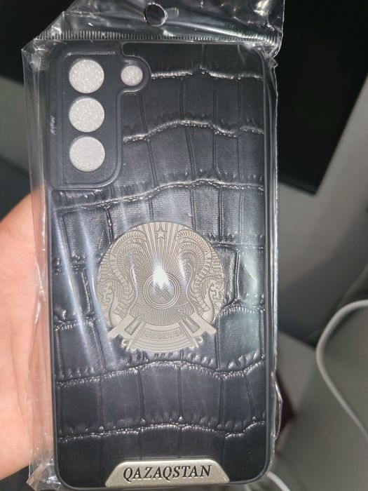 Продам чехол новый на самсунг S21 FE