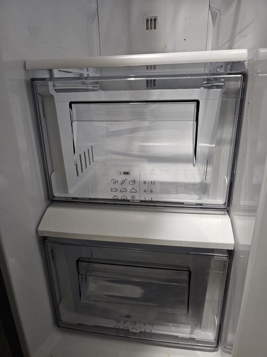 Side by side/двукрилен хладилник