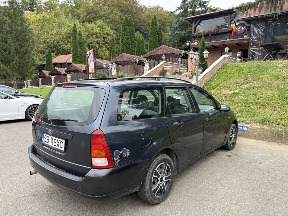 Ford Focus 1.6 benzina 2001