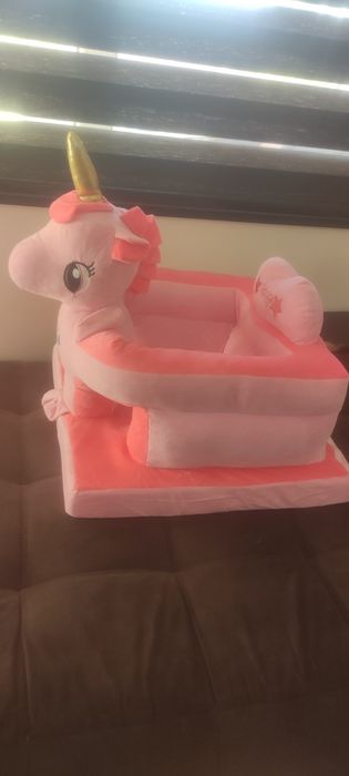 Плюшено Бебешко столче / Пуф