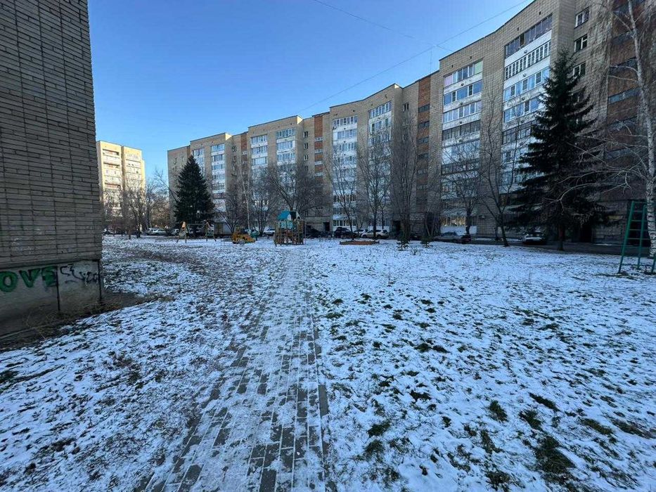 2х, СТРЕЛКА, 52м2, лоджия, 3 ЭТАЖ, 1984г.п. можно в ипотеку