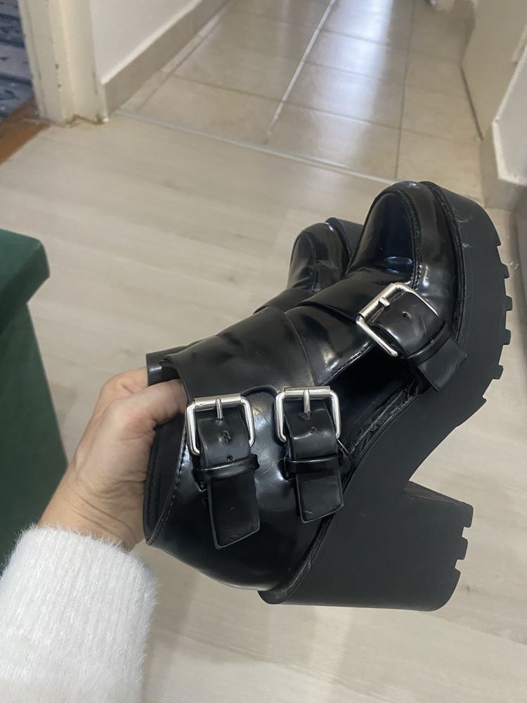 Vand ghete primavara 36,H&M