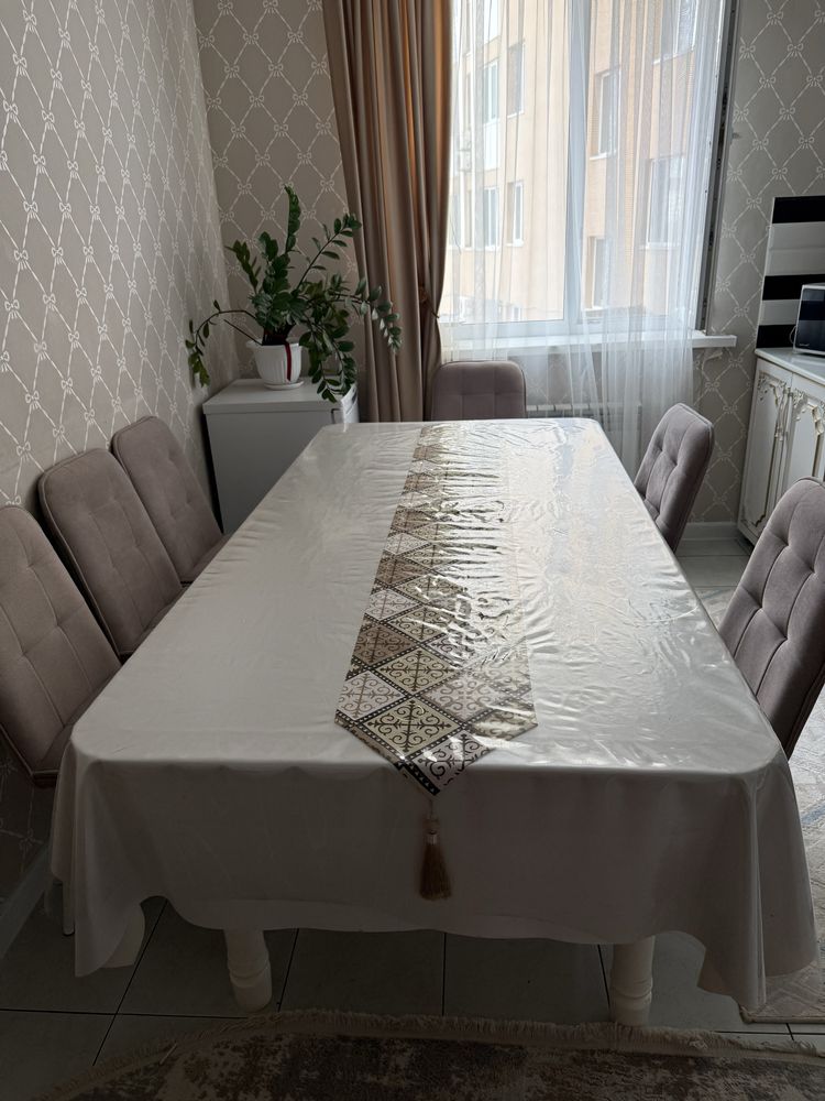 Продается кухонный стол отличного качество