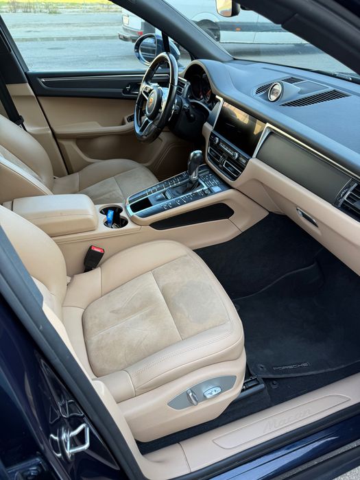 0 daune km reali  Porsche Macan 2021
