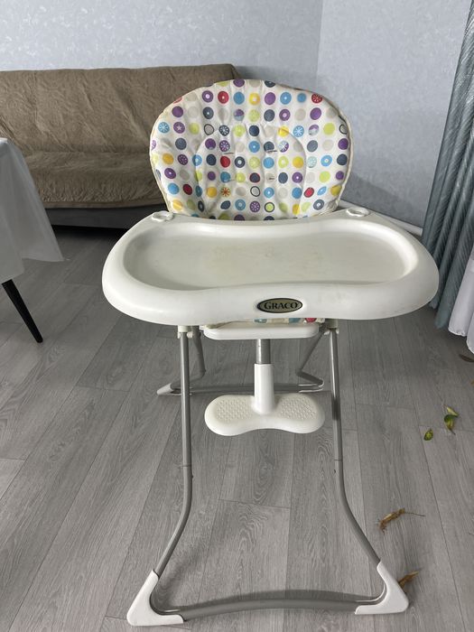 Столик для кормления