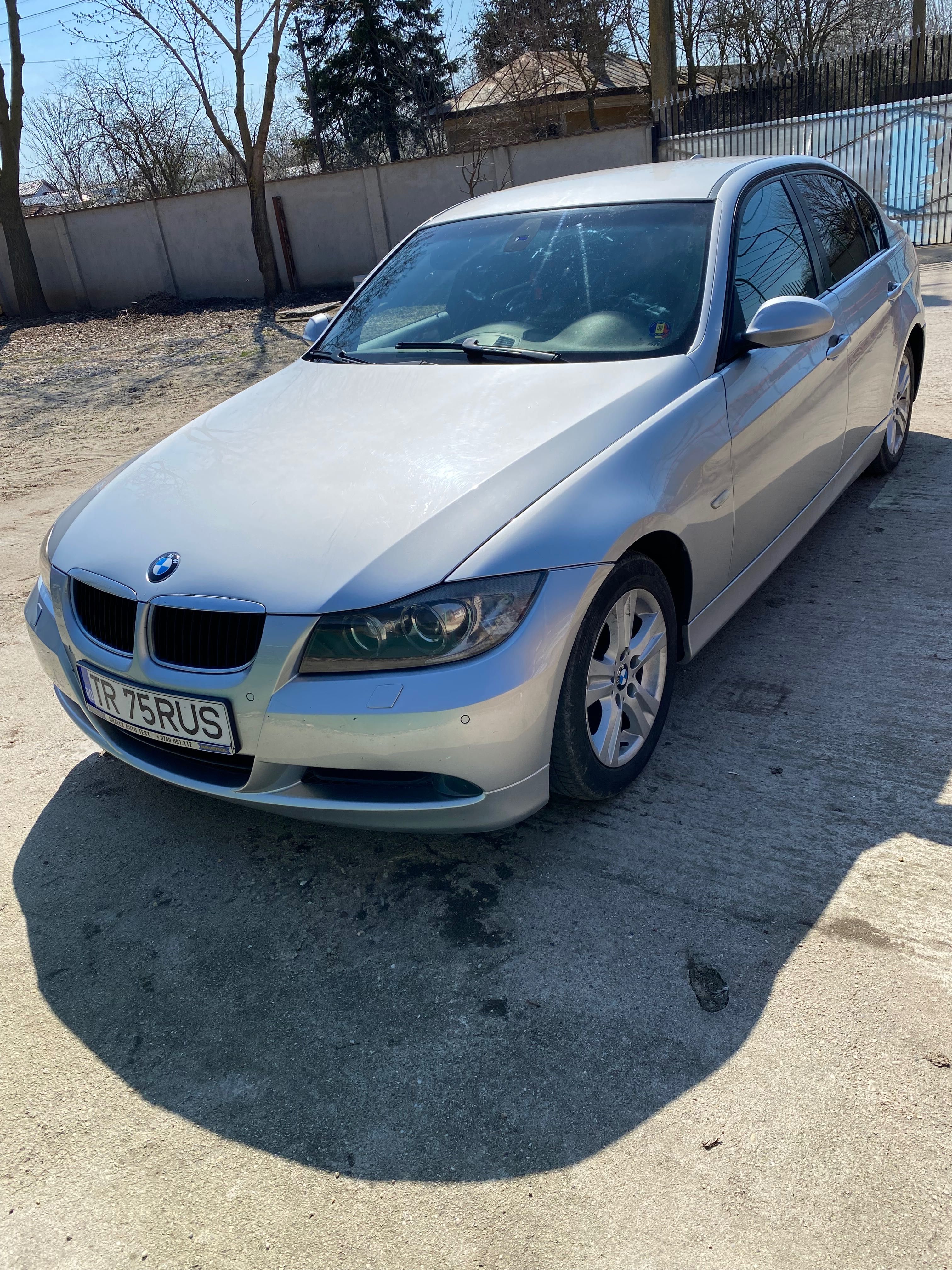 Vând BMW 320D e90