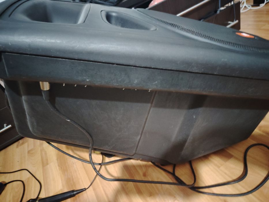 Vând boxă activa jbl eon 15 Pak 800 e made in USA