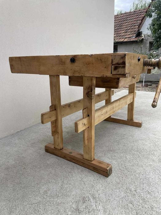 Banc de tamplarie /Banc de lucru rustic / Masa de lucru vechi din lemn
