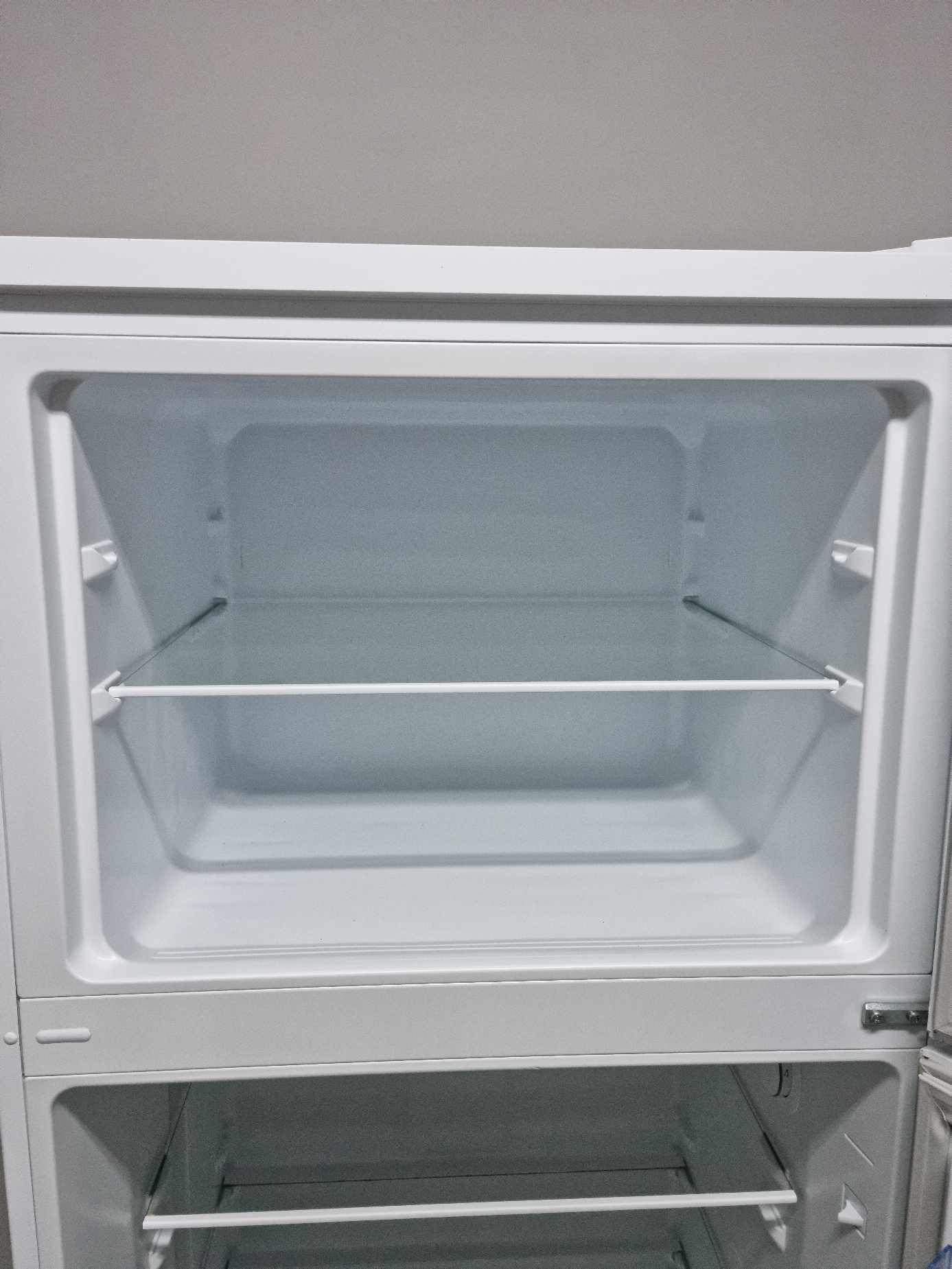 Хладилник BEKO като нов