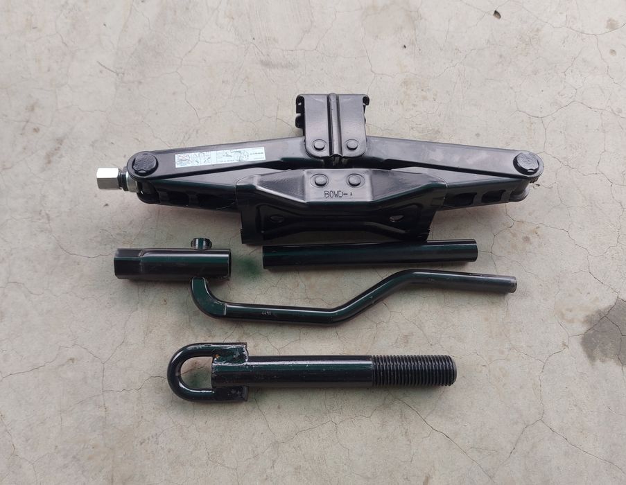 Set de cric + cheie originale de Renault Trafic Vivaro Nissan