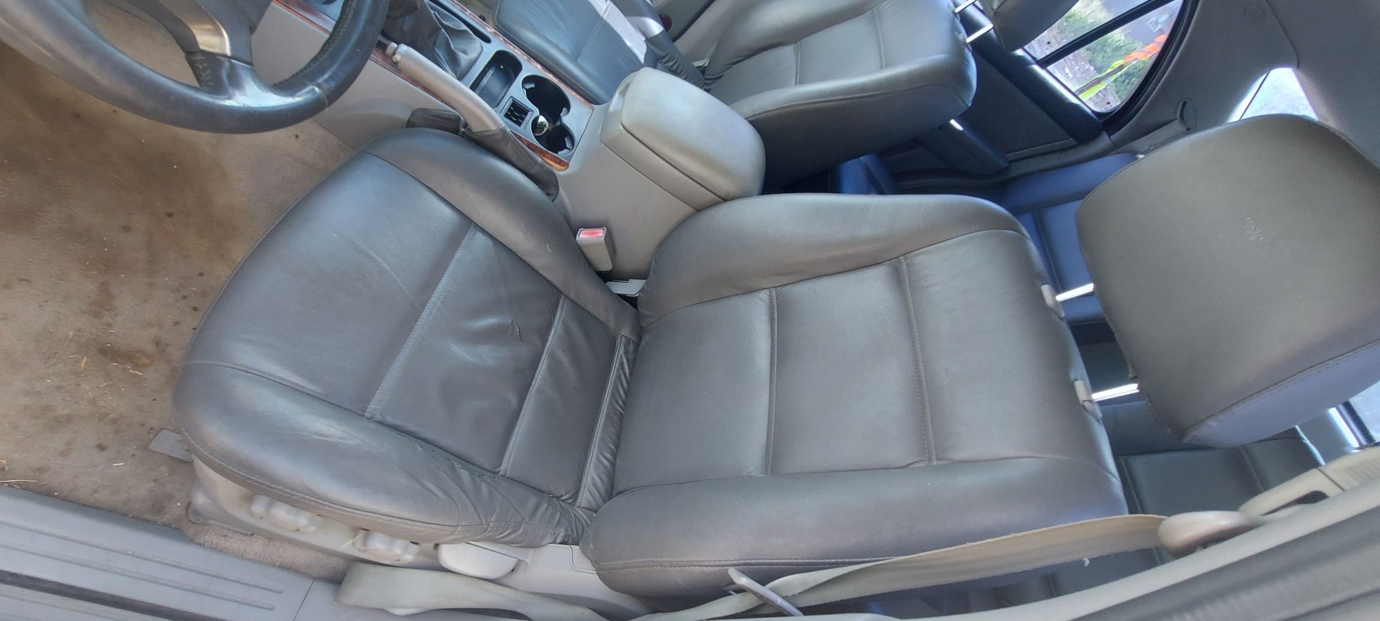 Kia  sorento 2.5crdi