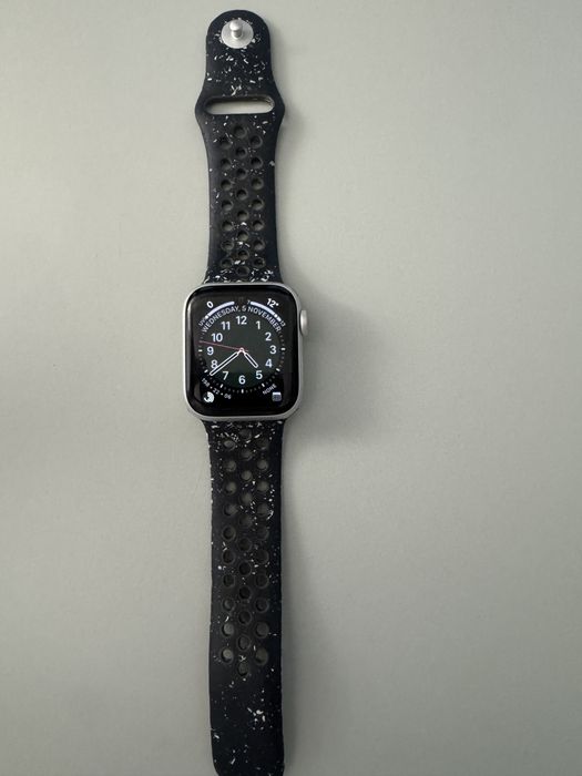 Apple Watch Series 5 Nike GPS+ Cellular