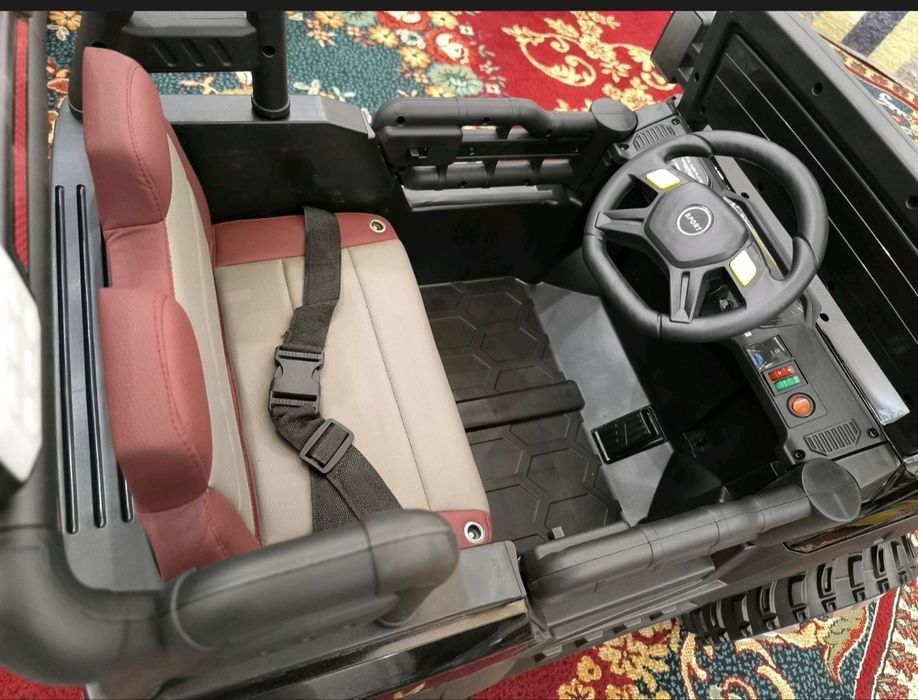 Продается детский электромобиль Тойота