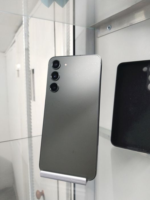 Samsung S23 plus 256gb в хорошем состоянии