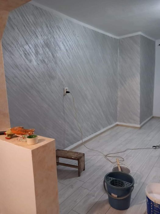 Execut amenajari interioare / renovări / zugraveli / finisaje