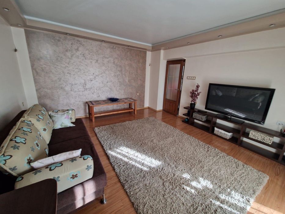 Apartament de închiriat pe Calea lui Traian, Lenin Sud (Politie)