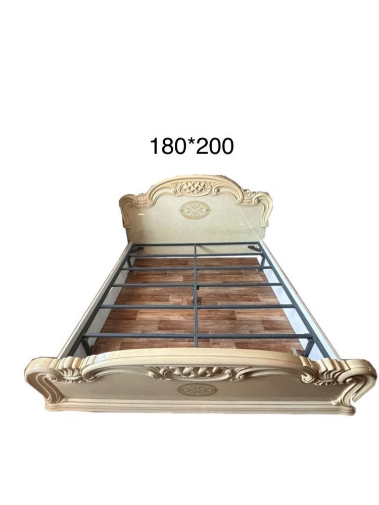Кровать двухспальная 180*200 б/у