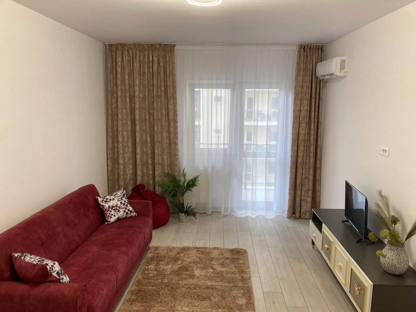 PROPRIETAR Inchiriez apartament cu 2 Grand Kristal Residence camere