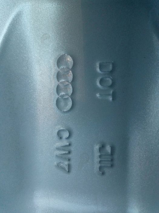 Jante originale Audi Q3(F3) 19"cu anvelope de iarnă Continental