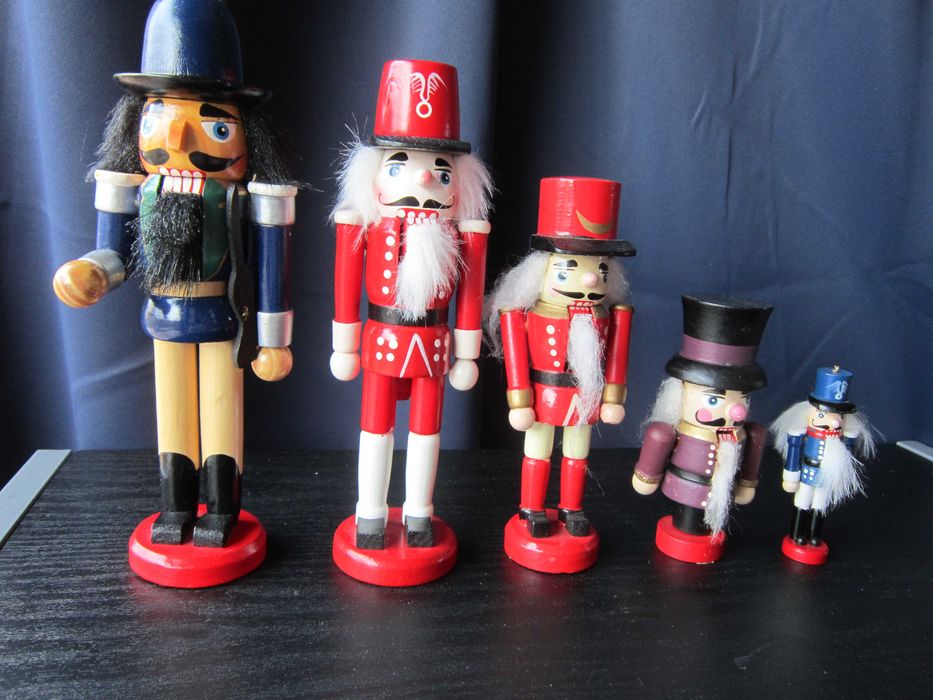 cadou deosebit si rar Soldati Spargatori  nuci Germany 1960 Craciun