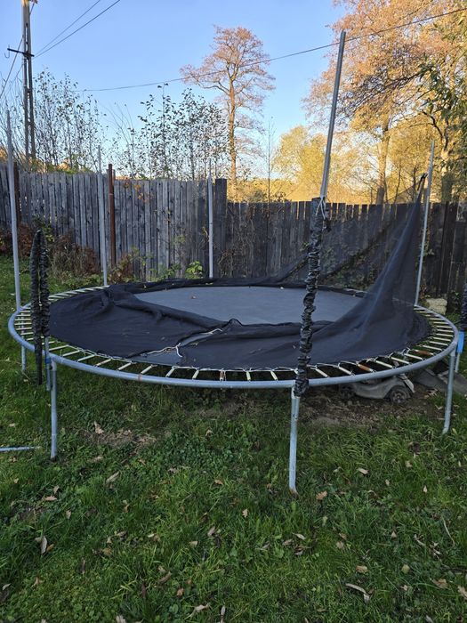 Trambulina exterior 4m diametru