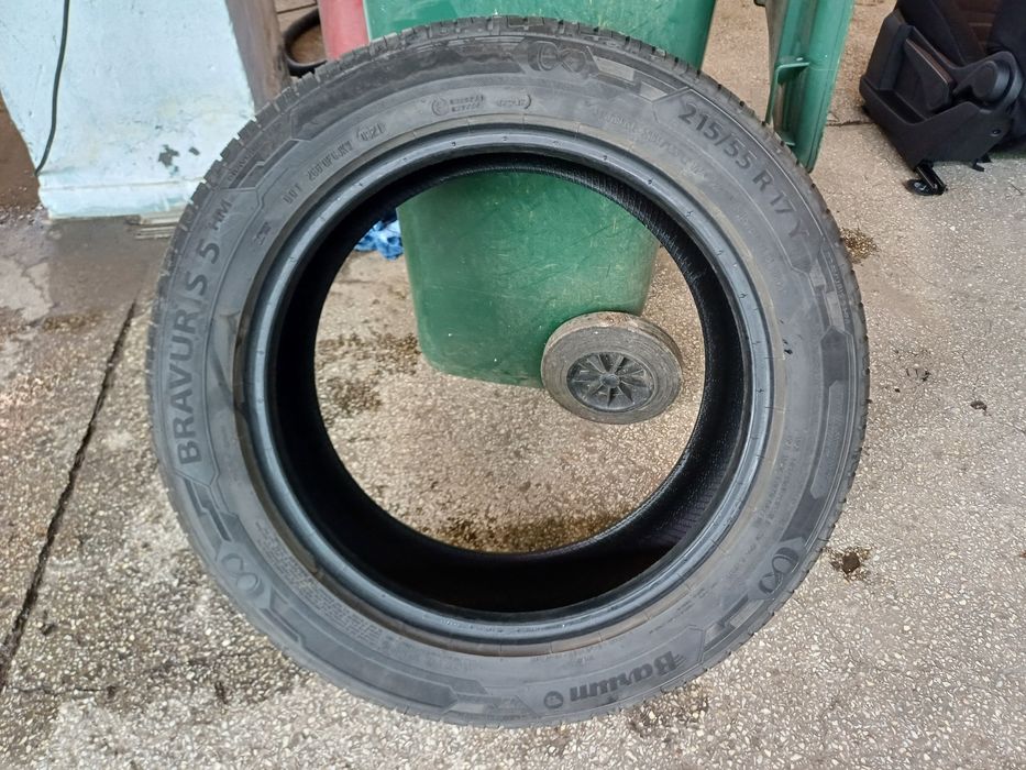 Anvelope vara Barum Bravuris 215 55 R17,rulate 1000 km!