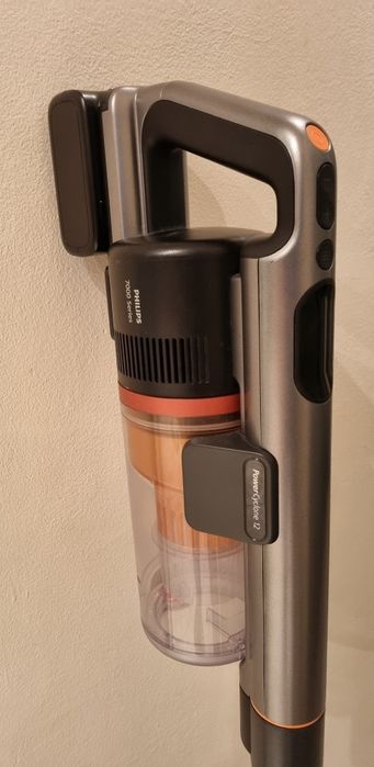 Aspirator vertical Philips XC7055/01