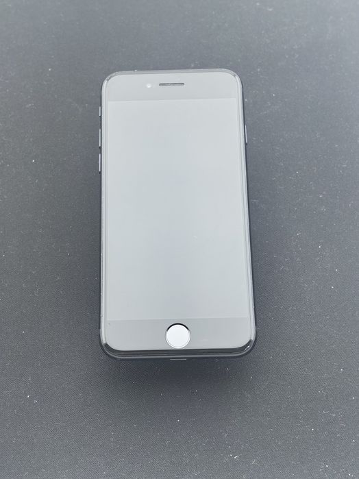 Apple iPhone SE3 64gb ID-yhl666