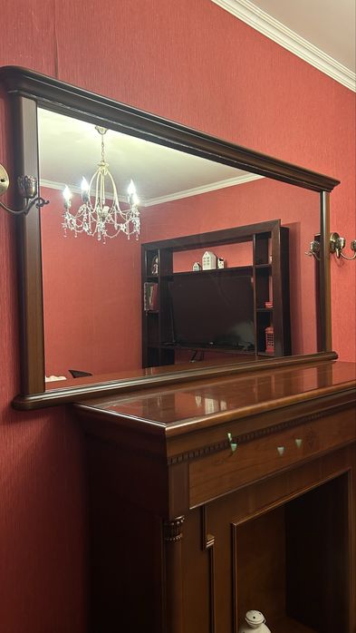 Продам зеркало в раме