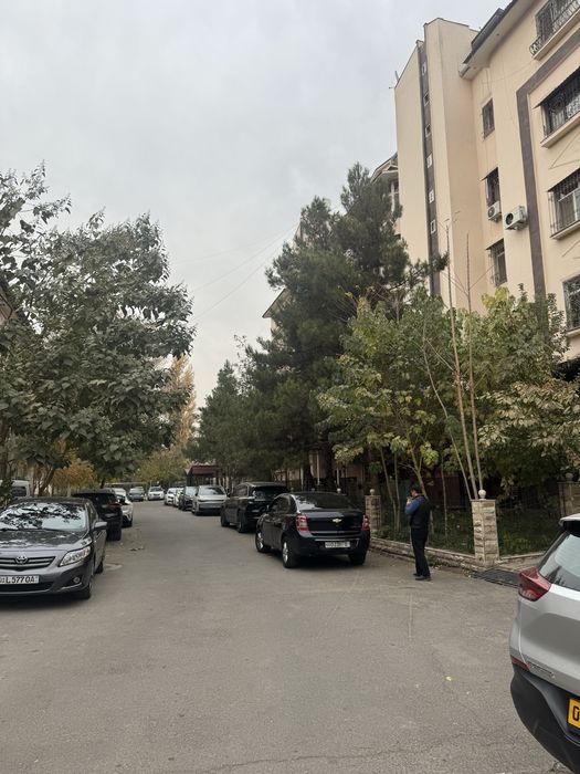 Продается 2 комнатная банковская квартира на Дархане своя