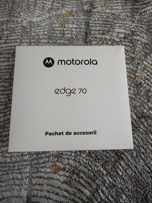 kit Motorola-Moto buds Loop + Moto Watch Fit + încărcător 68W