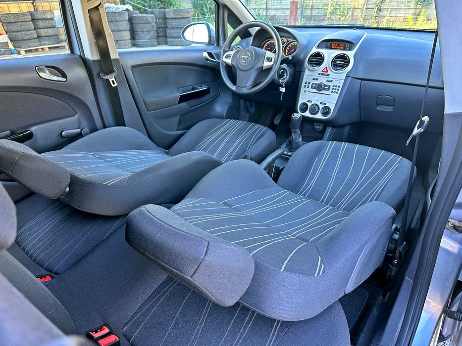 Opel Corsa 1.2i | An 2008 EURO 4 | RATE Fixe | LIVRARE GRATUITĂ
