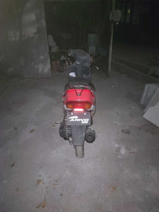 Продается скутер. Honda dio-27