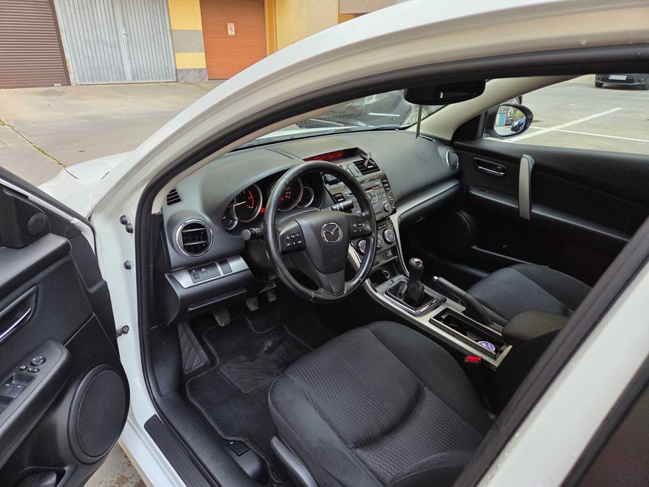 Mazda 6-2010-diesel