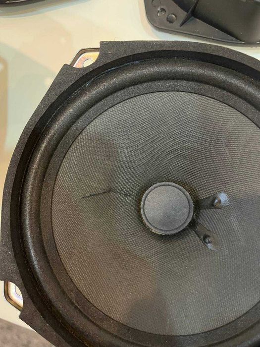 Магнитофон и колонки от Nexia 3