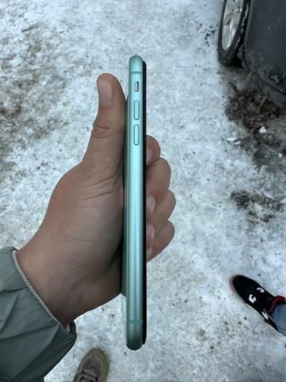 iPhone 11 sotiladi yangi