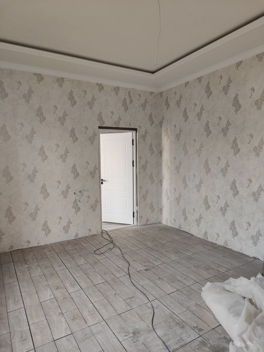 Yengi 4 xonali tayyor uy sotiladi. 1,8 sotx