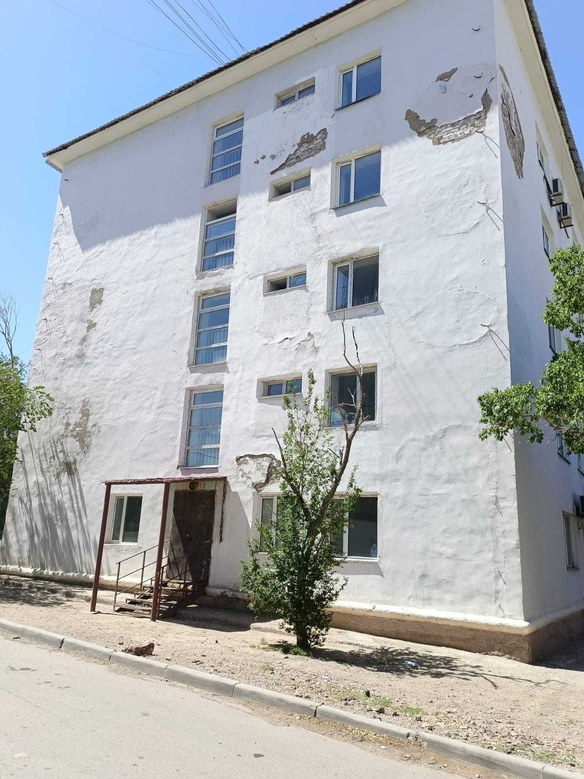 Продается помещение (1 этаж и подвал)