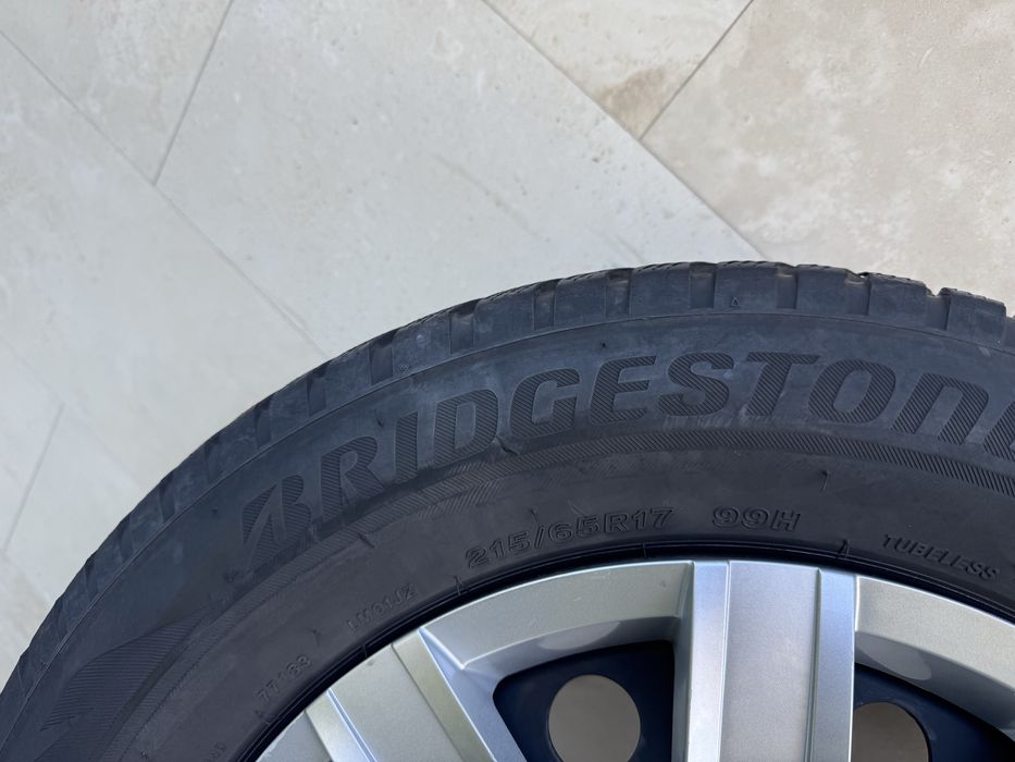 Anvelope  iarna 215/65/17 jante 5x112
