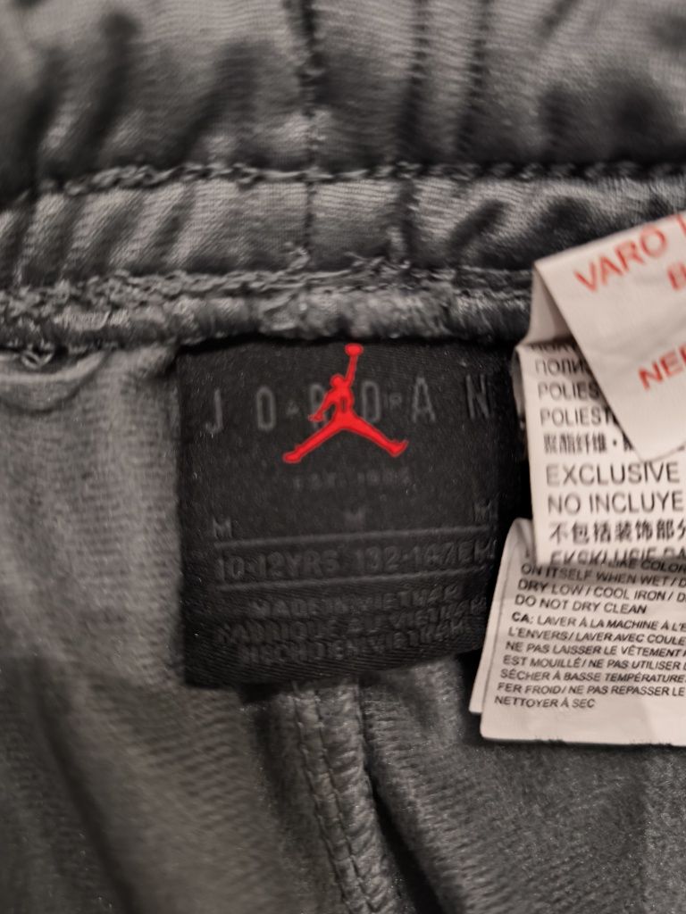 Nike и Ски екип Rossignol за 10-12г.