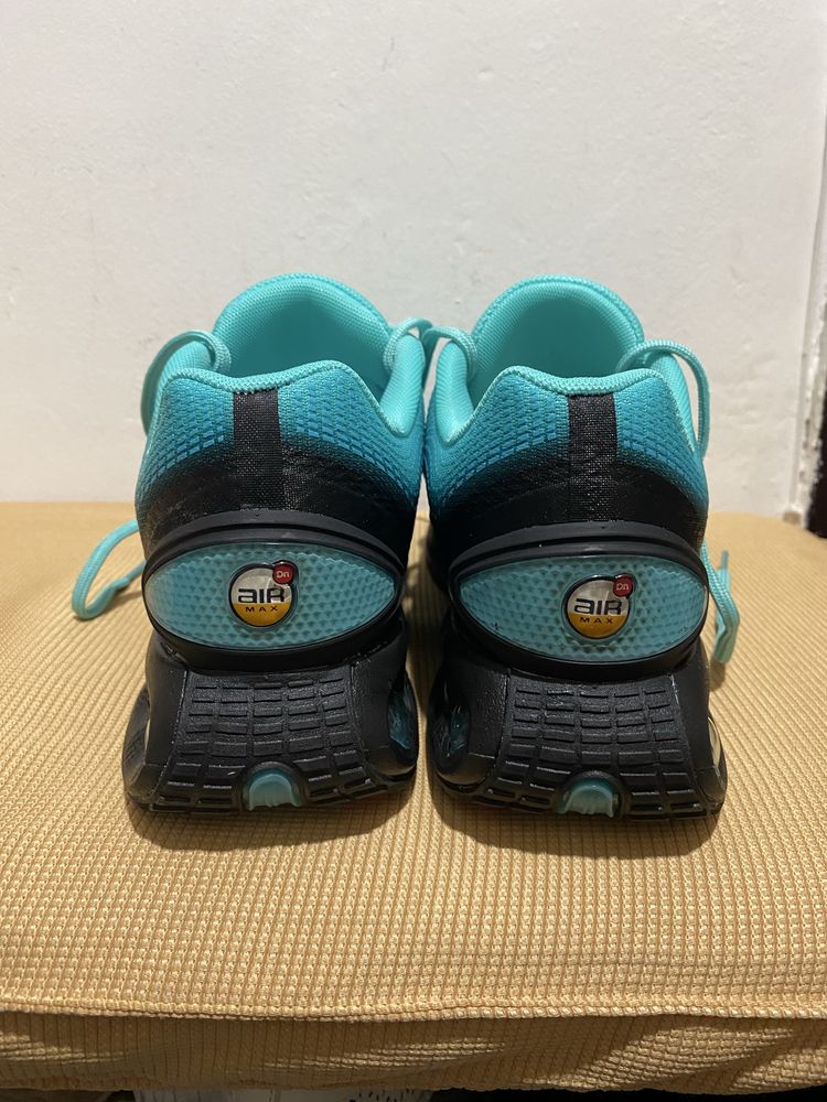 Nike Air Max Dn обувки