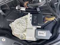Motoras usa stanga / dreapta fata / spate Volkswagen Passat CC europa