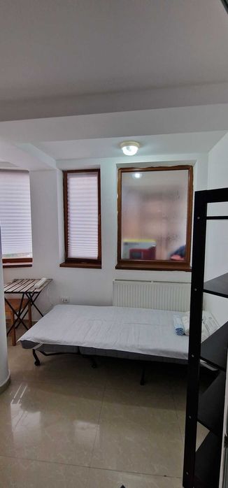 Inchiriez garsoniera in vila Bucuresti, etaj 2, zona Salaj sect 5