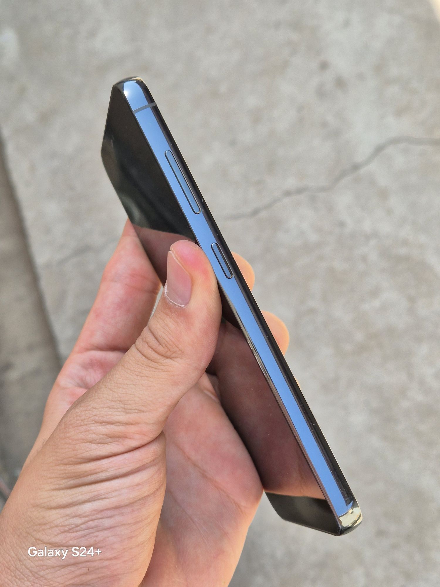 Samsung Galaxy S23 8/256Gb ideal