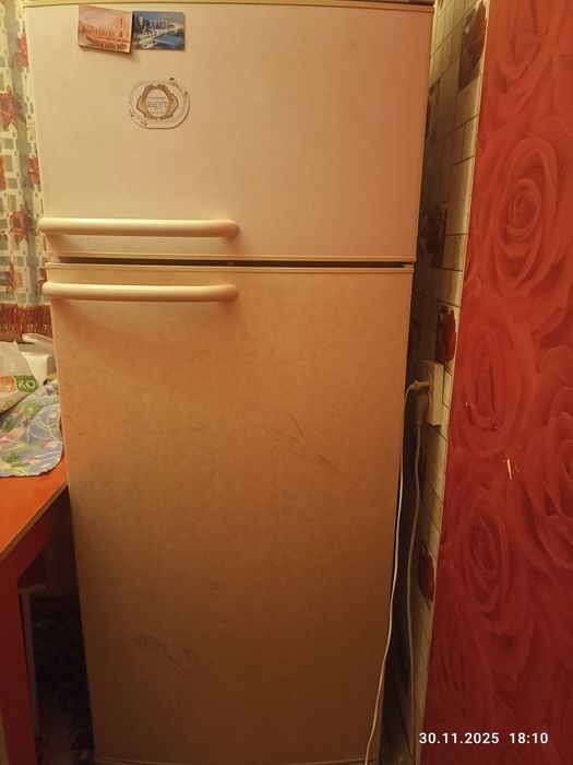 Продам Холодильник в хорошем состоянии