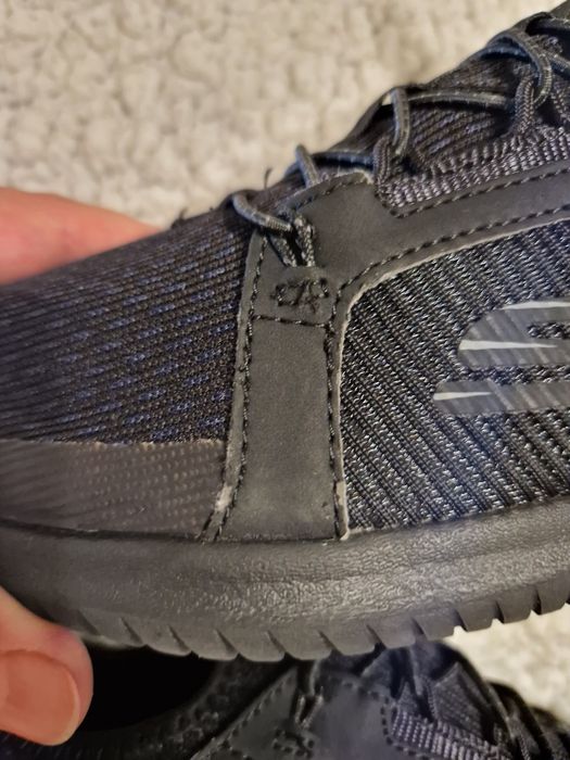 Adidasi Skechers marime 37