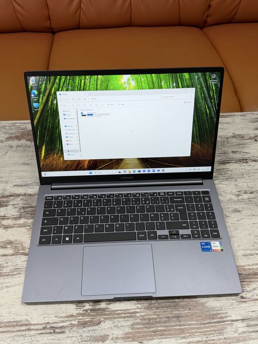 Samsung Galaxy Book 4 Pret 2100 lei