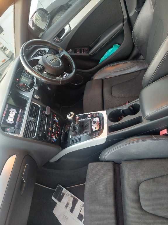 Dezmembram Audi A4  B8 2.0 tdi An 2010-2013
Cod motor CGLC,  CAGA